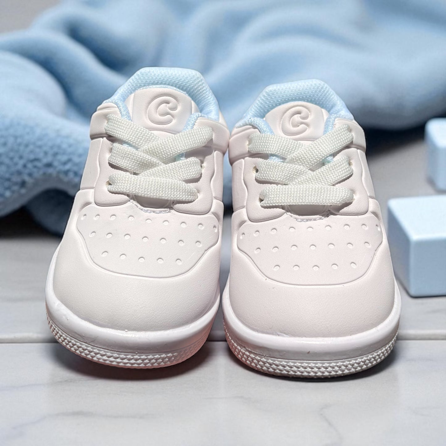 Christhinne Dreamy White✨